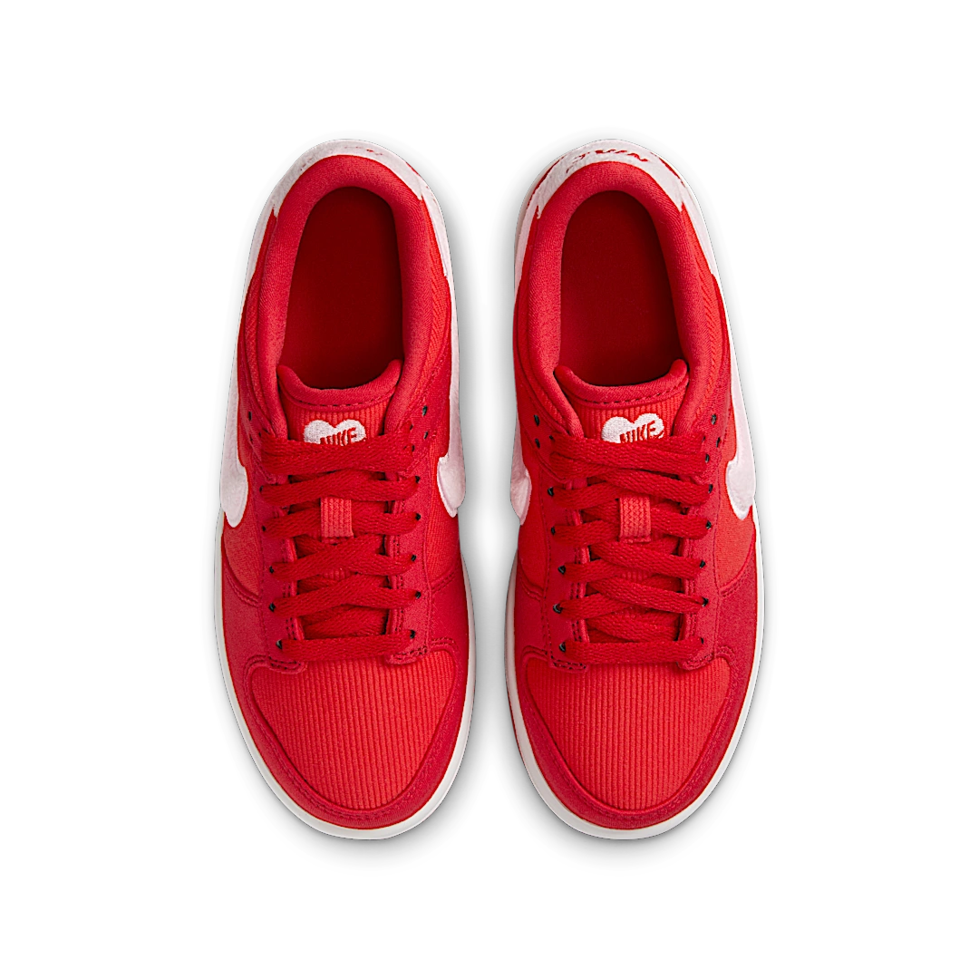 Overkicks - Nike Dunk Low Valentines Day (2024) (FZ3548-612) - par completo