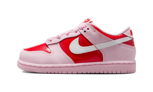 Overkicks - Nike Dunk Low Valentine's Day (2026) (PS) (IQ0220-663) - vista lateral