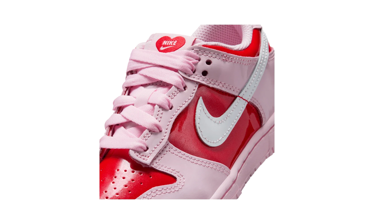 Overkicks - Nike Dunk Low Valentine's Day (2026) (PS) (IQ0220-663) - imagen 7