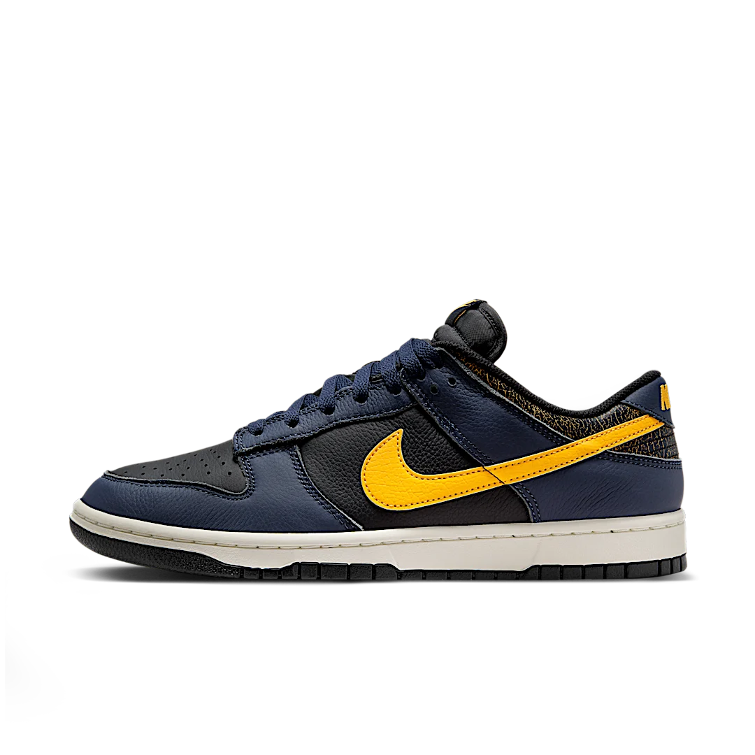 Overkicks - Nike Dunk Low Vintage Michigan (FZ4014-010) - vista lateral