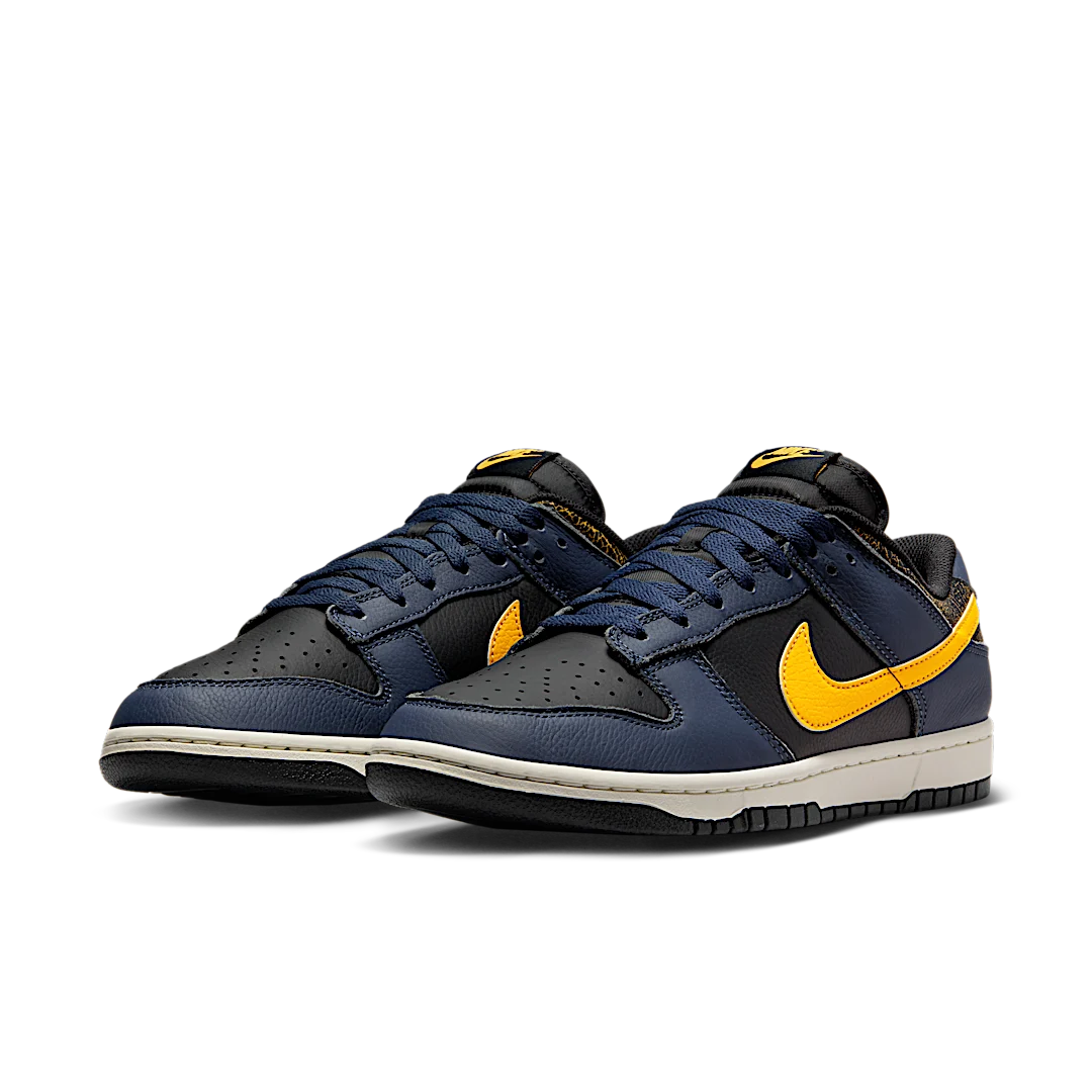 Overkicks - Nike Dunk Low Vintage Michigan (FZ4014-010) - vista trasera