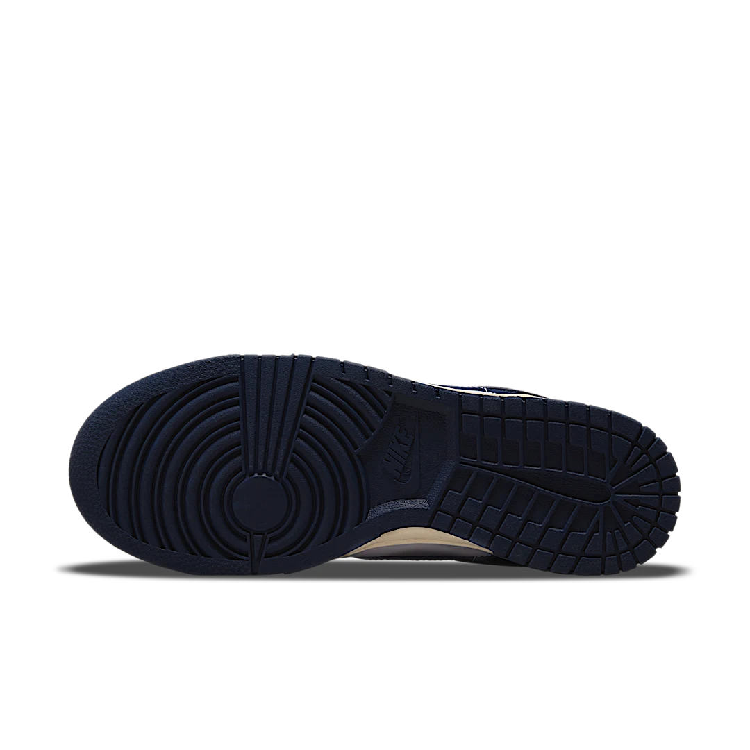 Overkicks - Nike Dunk Low Vintage Navy (DD1503-115) - detalle suela