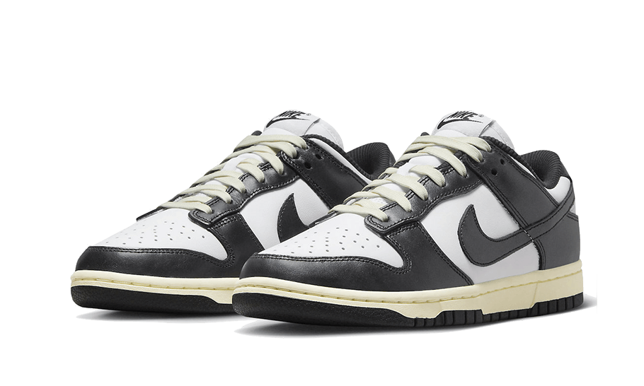 Overkicks - Nike Dunk Low Vintage Panda (FQ8899-100) - vista trasera