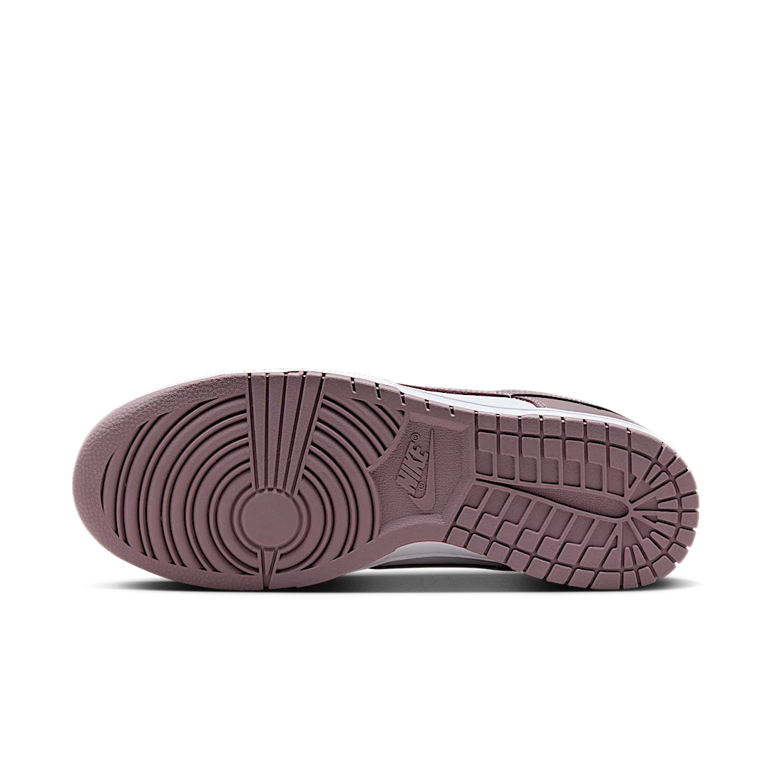 Overkicks - Nike Dunk Low Violet Ore (DV0833-112) - detalle suela