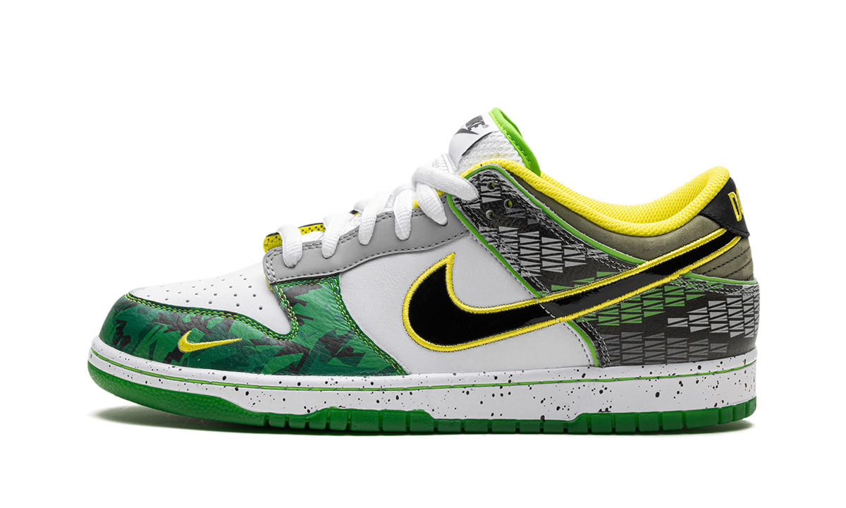 Overkicks - Nike Dunk Low What the Duck Away University of Oregon PE (HV1454-100) - vista lateral
