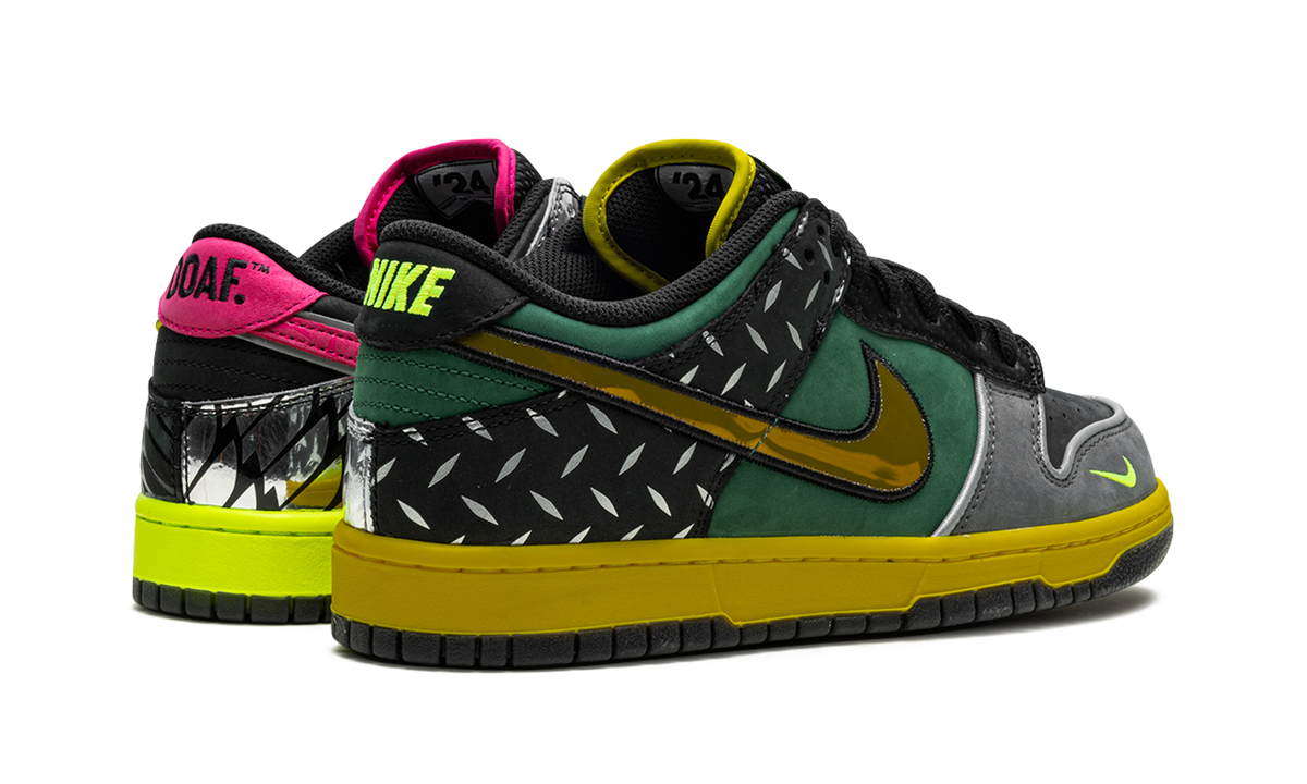 Overkicks - Nike Dunk Low What the Duck Home University of Oregon PE (HV1454-001) - par completo