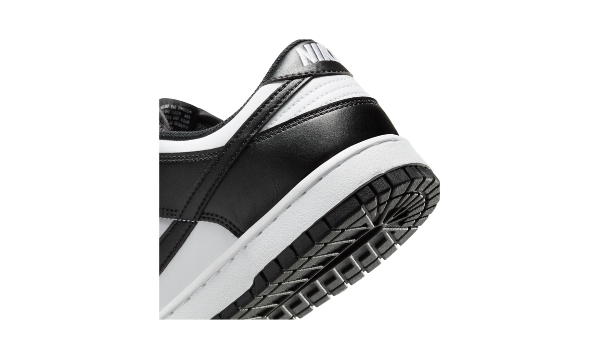 Overkicks - Nike Dunk Low White Black Panda (2025) (HF5441-100) - detalle