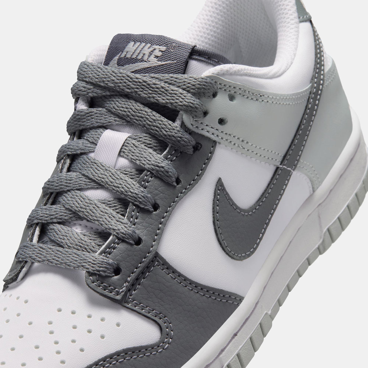 Overkicks - Nike Dunk Low White Smoke Grey Fog (GS) (IQ0804-102) - imagen 9