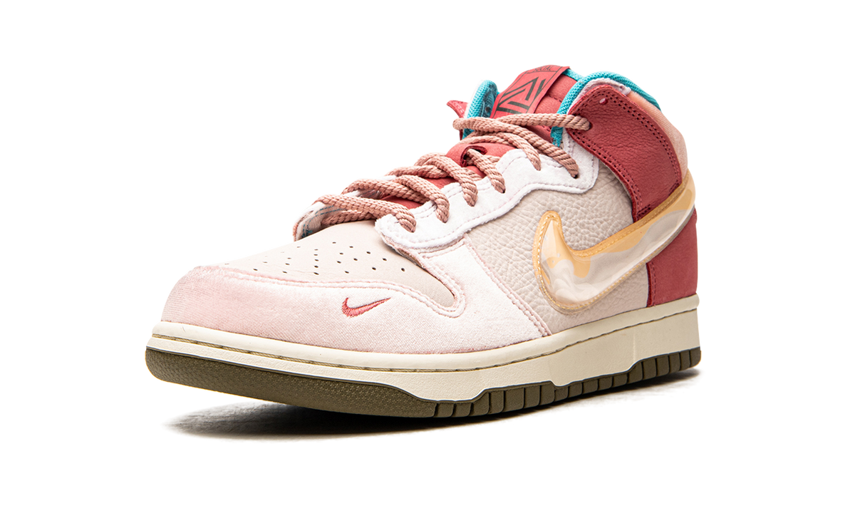 Overkicks - Nike Dunk Mid Social Status Free Lunch Strawberry Milk (DJ1173-600) - detalle suela