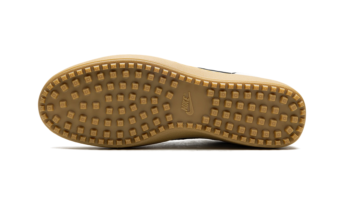 Overkicks - Nike Field General 82 SP White Black Gum (HF5603-101) - vista superior
