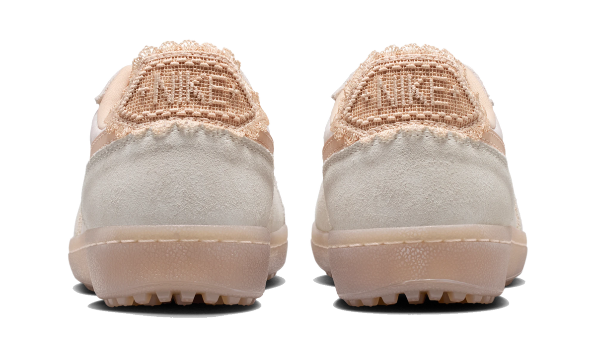 Overkicks - Nike Field General Chalk Shimmer (IH2487-100) - detalle talón
