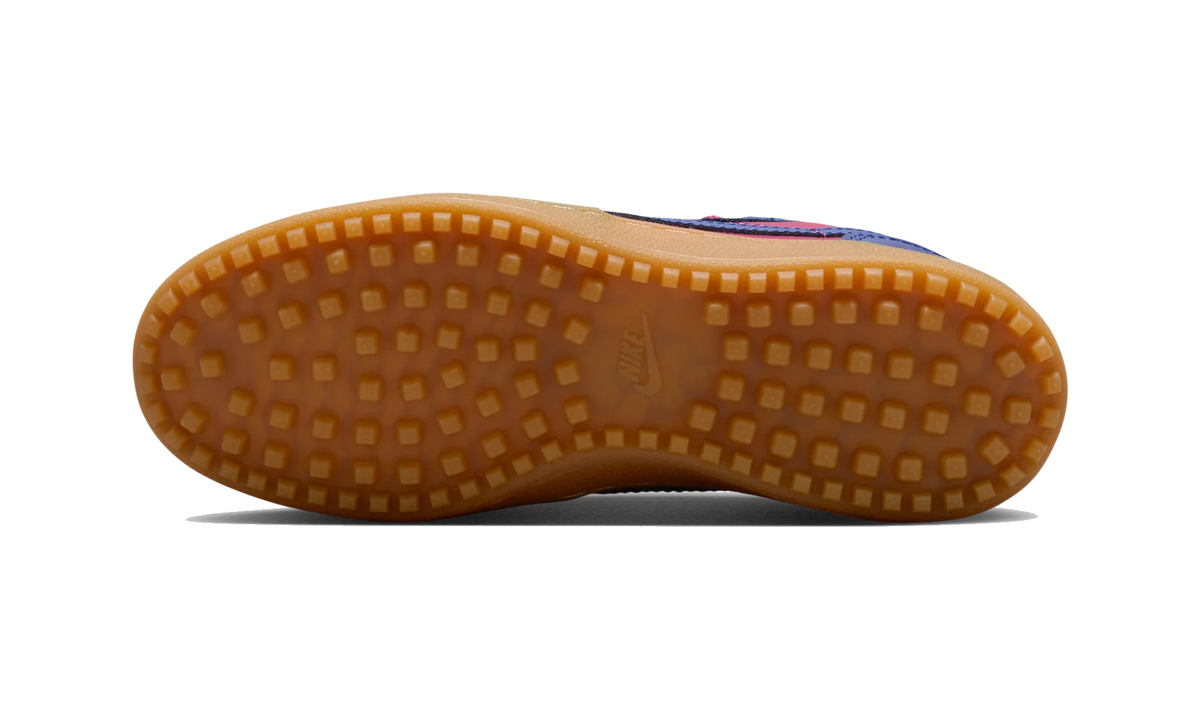 Overkicks - Nike Field General Noble Red Gum Light Brown Deep Royal Blue (GS) (IH3324-600) - imagen 3