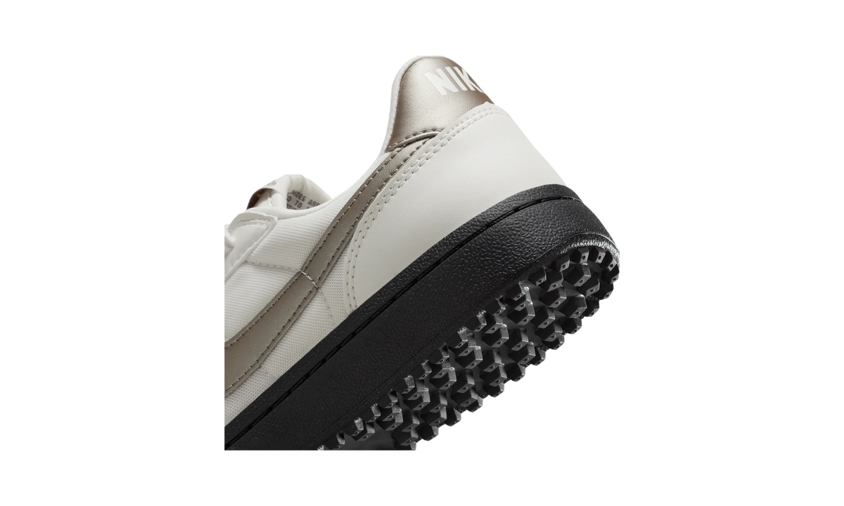 Overkicks - Nike Field General Phantom Flat Pewter Metallic (FZ5593-005) - detalle
