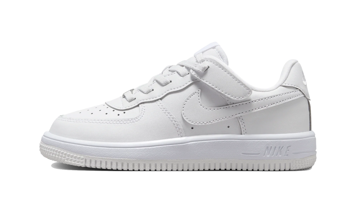 Overkicks - Nike Force 1 Low EasyOn White (PS) (IH4498-101) - vista lateral