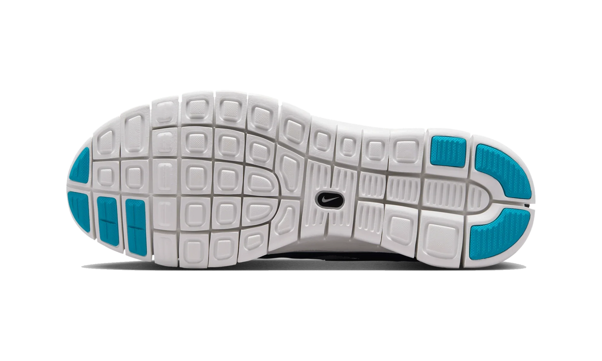 Overkicks - Nike Free Forward Moc 2 N7 (2025) (IB8163-010) - par completo