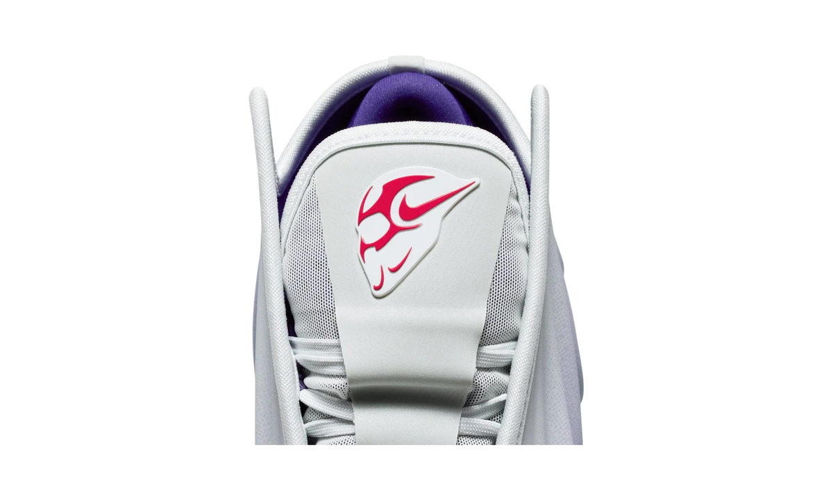 Overkicks - Nike GT Future .SWOOSH Swooshman (IQ7277-001 / IV6691-001) - detalle