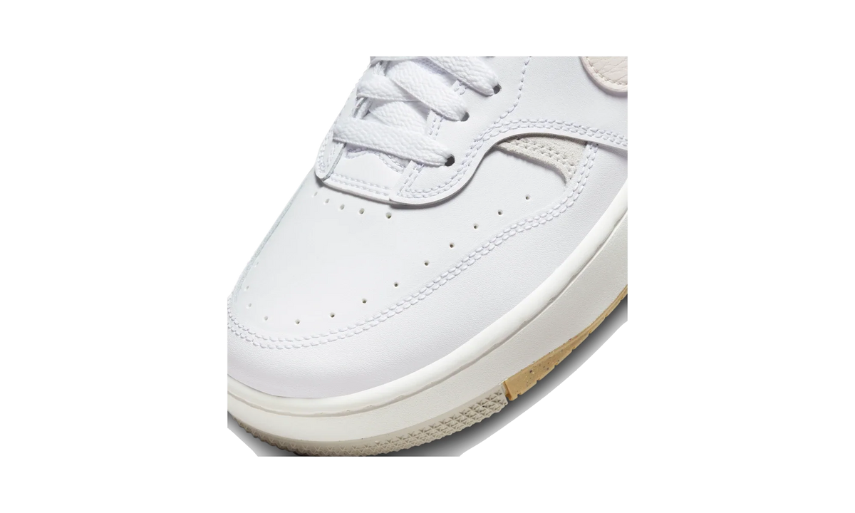 Overkicks - Nike Gamma Force White Light Bone (Womens) (DX9176-103) - detalle lateral interior