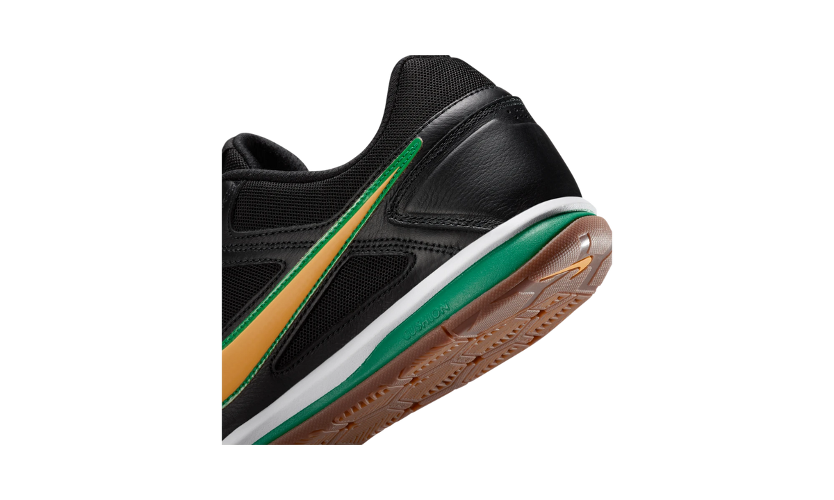 Overkicks - Nike Gato Brasil (IB8509-001) - detalle
