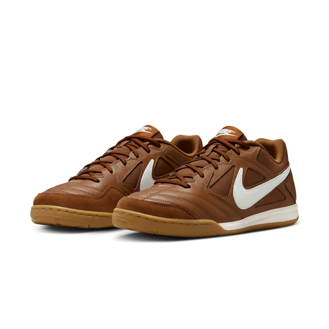 Overkicks - Nike Gato Light British Tan Archaeo Brown (HQ6019-200) - vista trasera