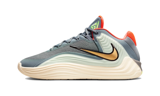 Overkicks - Nike Giannis Freak 7 Deception (HF3450-008 / HF3451-008) - vista lateral