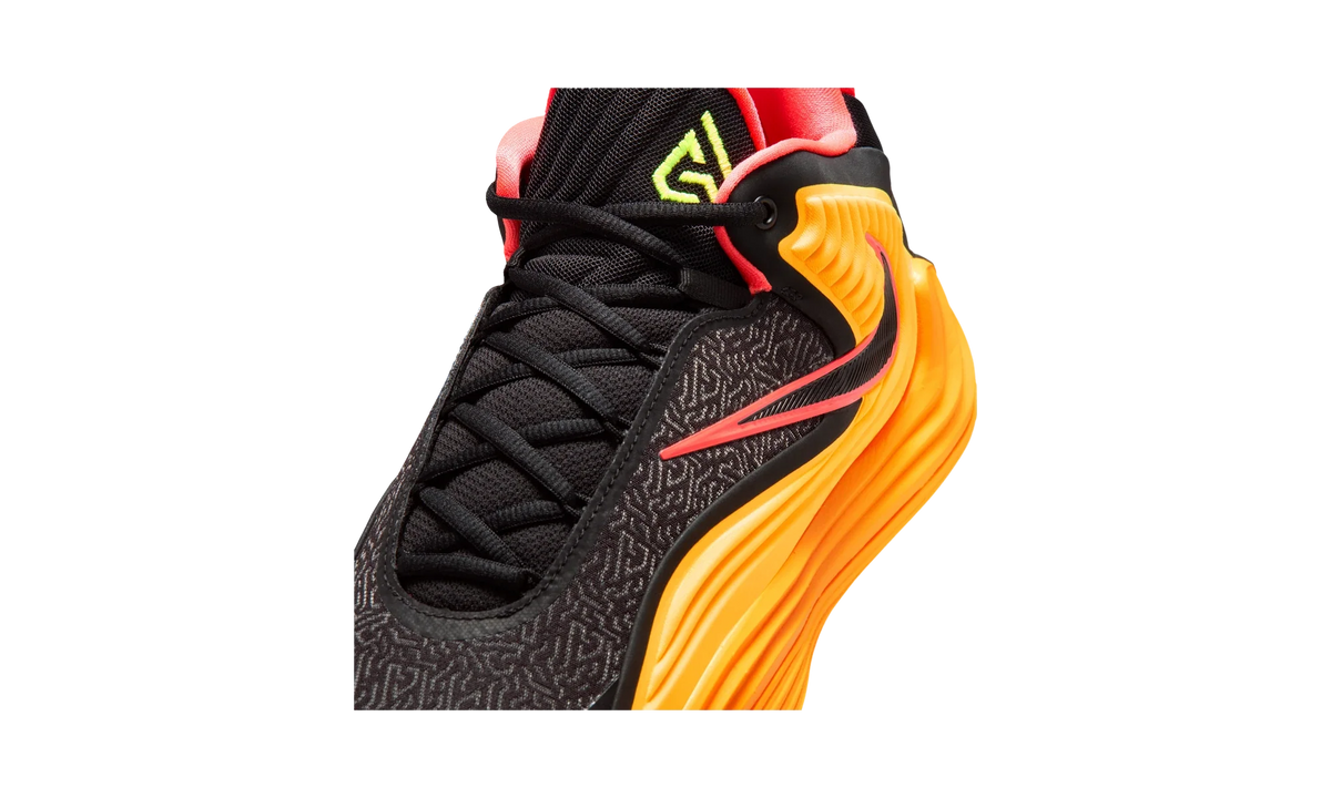 Overkicks - Nike Giannis Freak 7 Fearless (HF3450-007) - detalle lateral interior