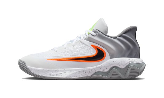 Overkicks - Nike Giannis Immortality 4 White Volt Wolf Grey Black (FQ3680-102) - vista lateral