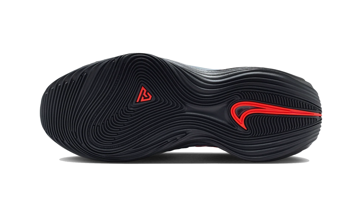 Overkicks - Nike Giannis Immortality 5 Black Volt Bright Crimson (IM5130-001) - par completo