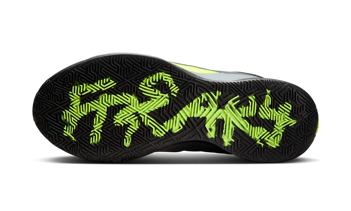 Overkicks - Nike Giannis Zoom Freak 6 Niaja (FJ7792-001 / FJ7807-001) - par completo