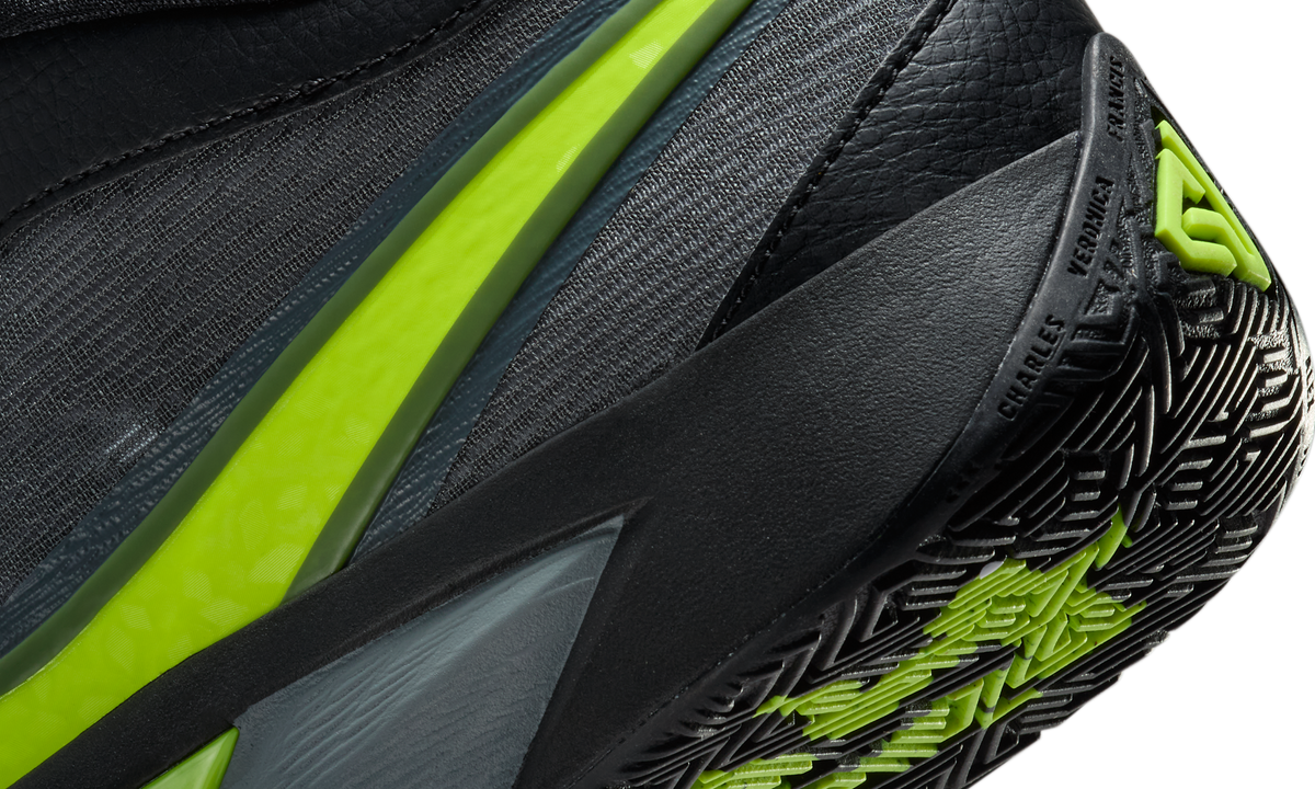 Overkicks - Nike Giannis Zoom Freak 6 Niaja (FJ7792-001 / FJ7807-001) - detalle