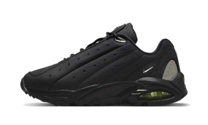 Overkicks - Nike Hot Step Air Terra Drake NOCTA Triple Black (DH4692-001) - vista lateral