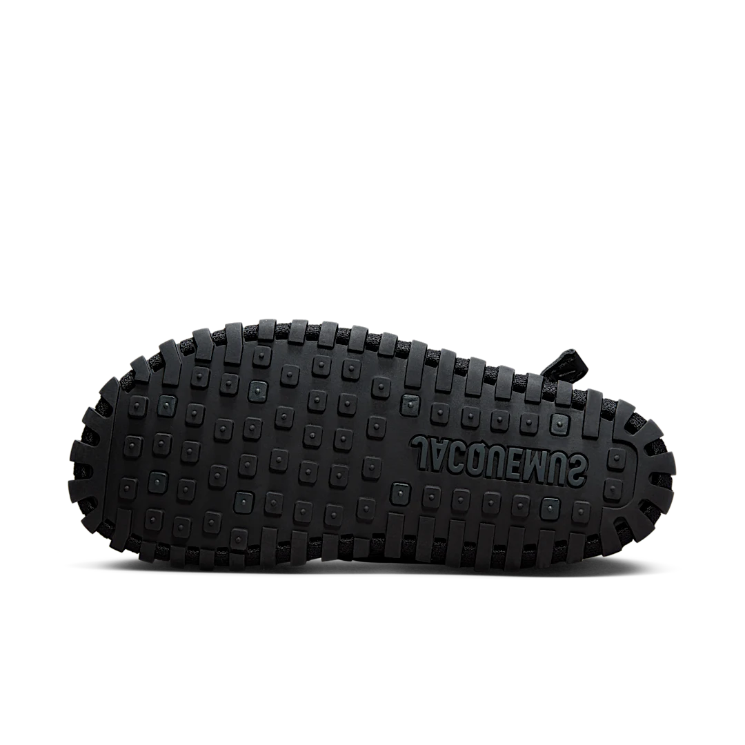 Overkicks - Nike J Force 1 Low LX Jacquemus Black (DR0424-001) - detalle suela