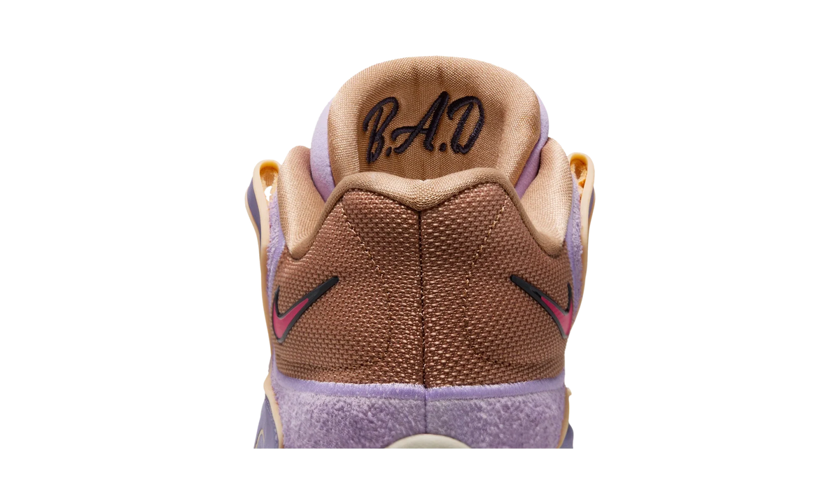 Overkicks - Nike KD 18 B.A.D. (HV1992-501) - detalle