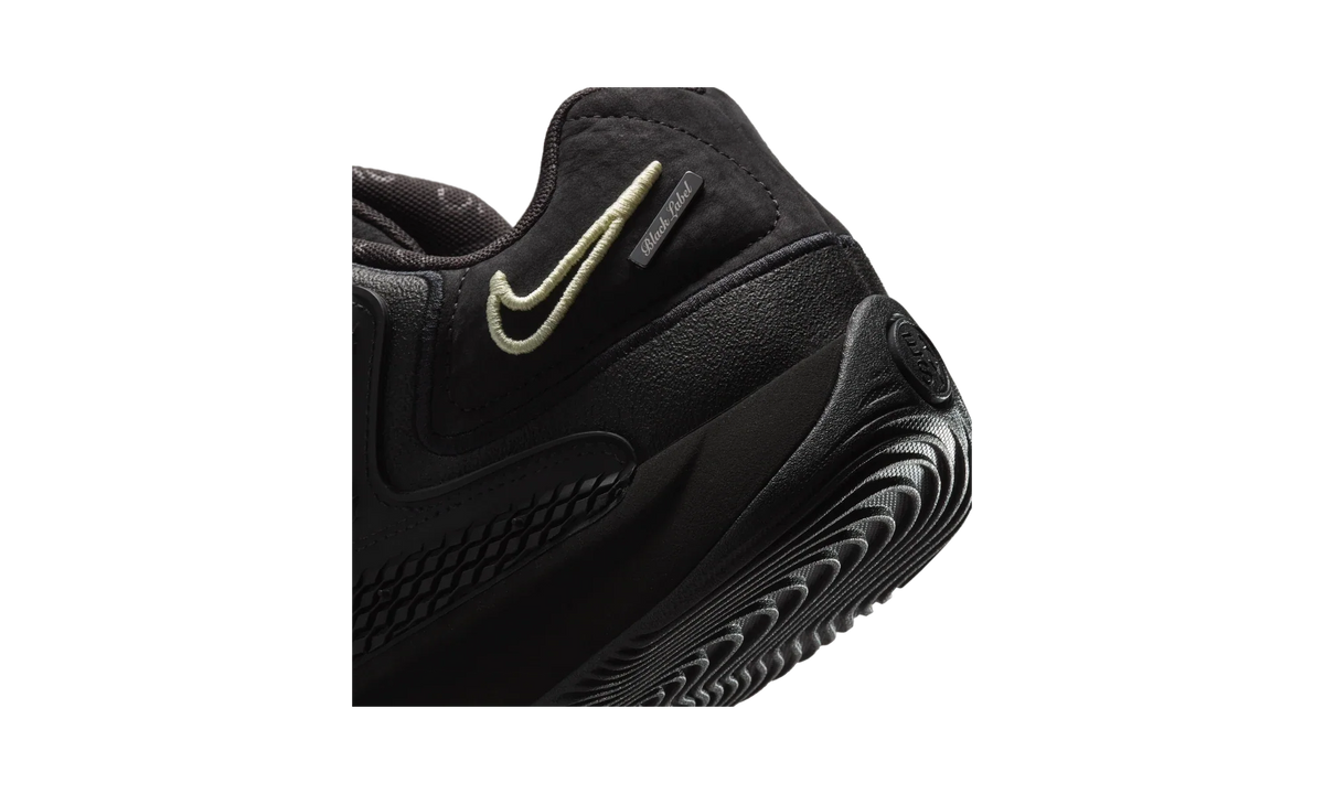 Overkicks - Nike KD 18 Black Label (IB3874-001) - detalle