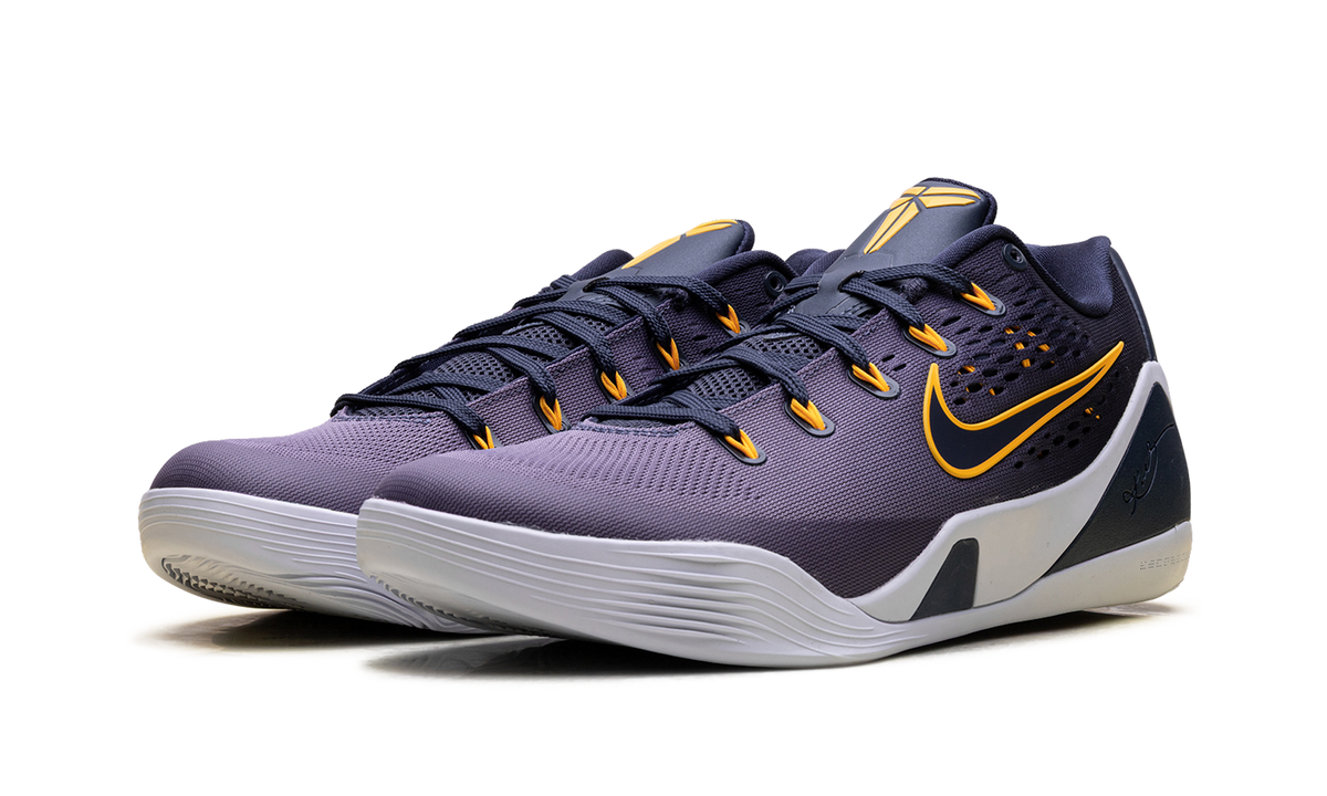 Overkicks - Nike Kobe 9 EM Low Protro Fade (IH1401-401) - vista trasera