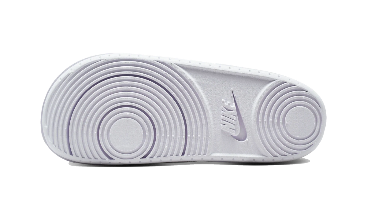 Overkicks - Nike Kobe Offcourt Slide White Court Purple (IF2870-101) - detalle suela