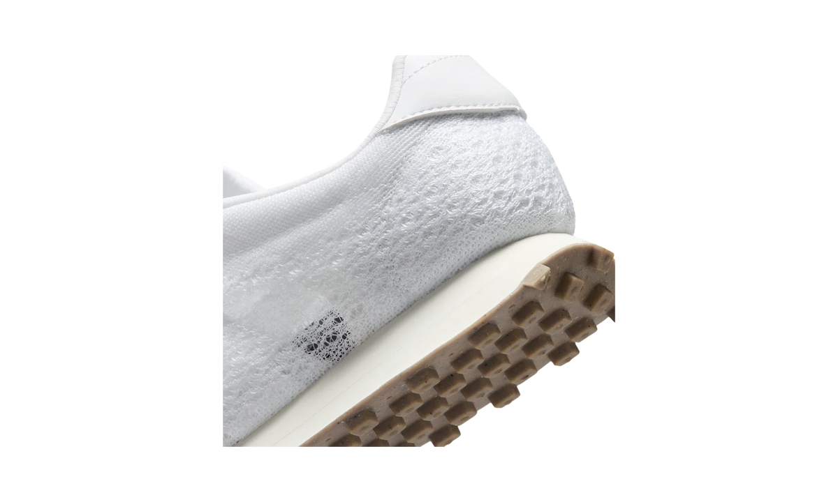 Overkicks - Nike LD-1000 Flyknit White Sail (IQ5241-100) - detalle
