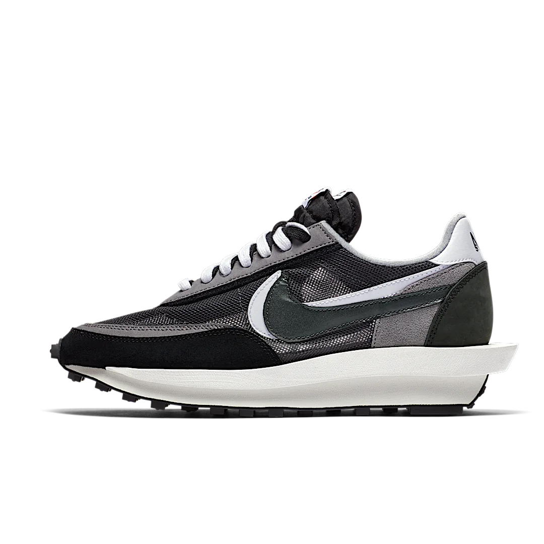 Overkicks - Nike LD Waffle sacai Black (BV0073-001) - vista lateral
