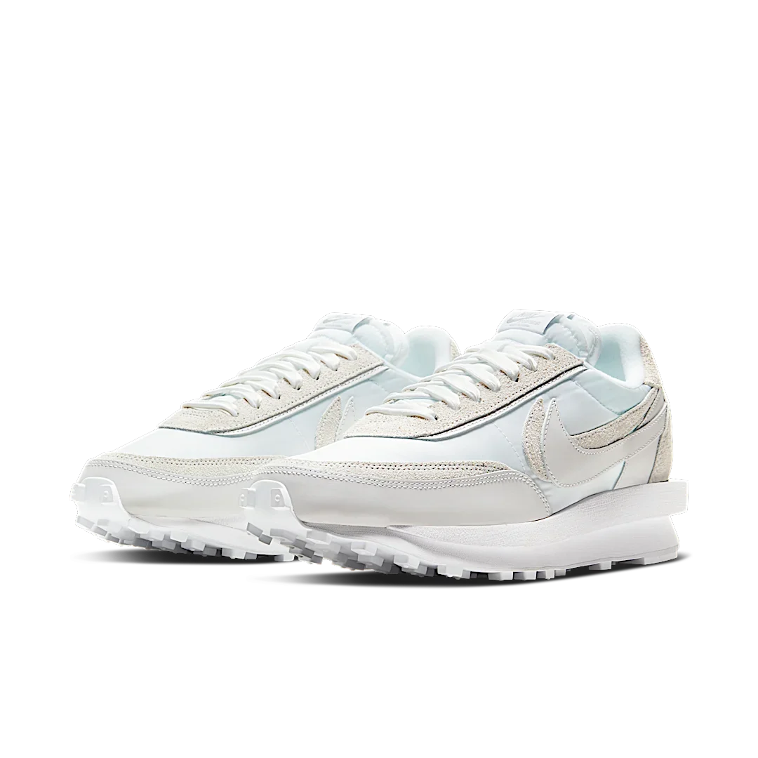 Overkicks - Nike LD Waffle sacai White Nylon (BV0073-101) - vista trasera