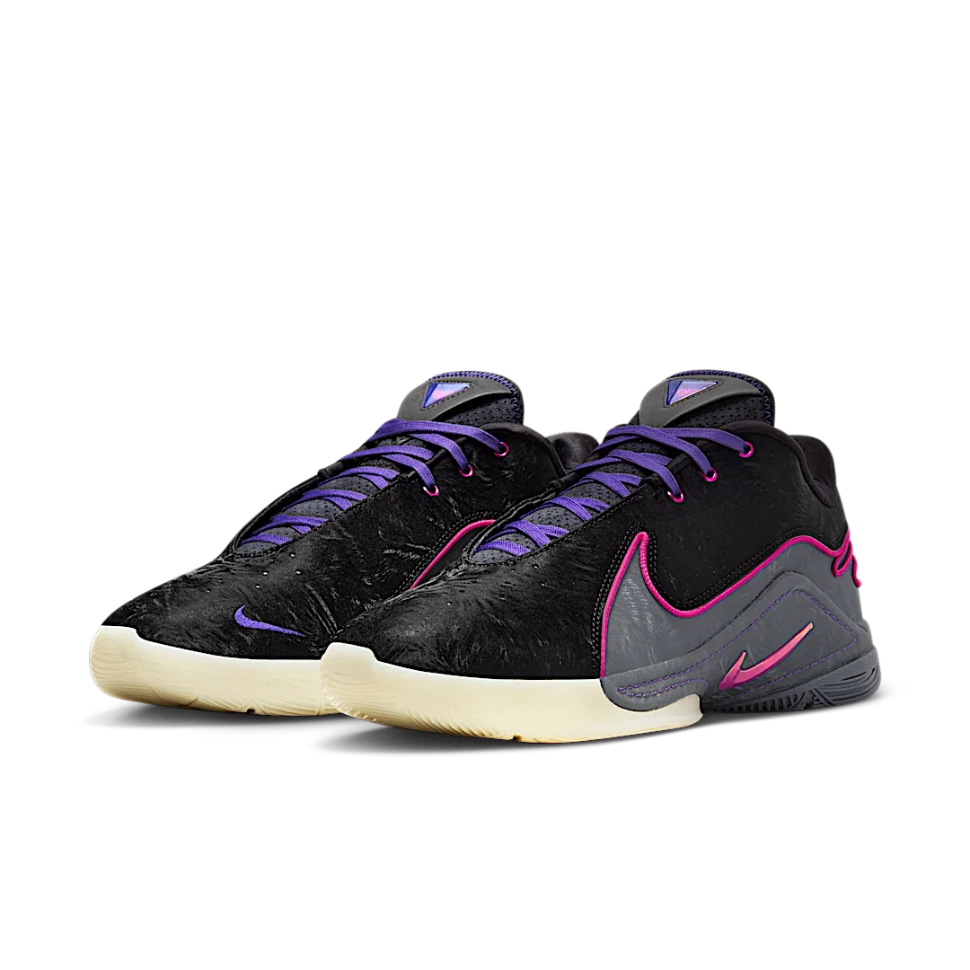 Overkicks - Nike LeBron 22 Blacklight (FZ1094-001/FZ1095-001) - vista trasera