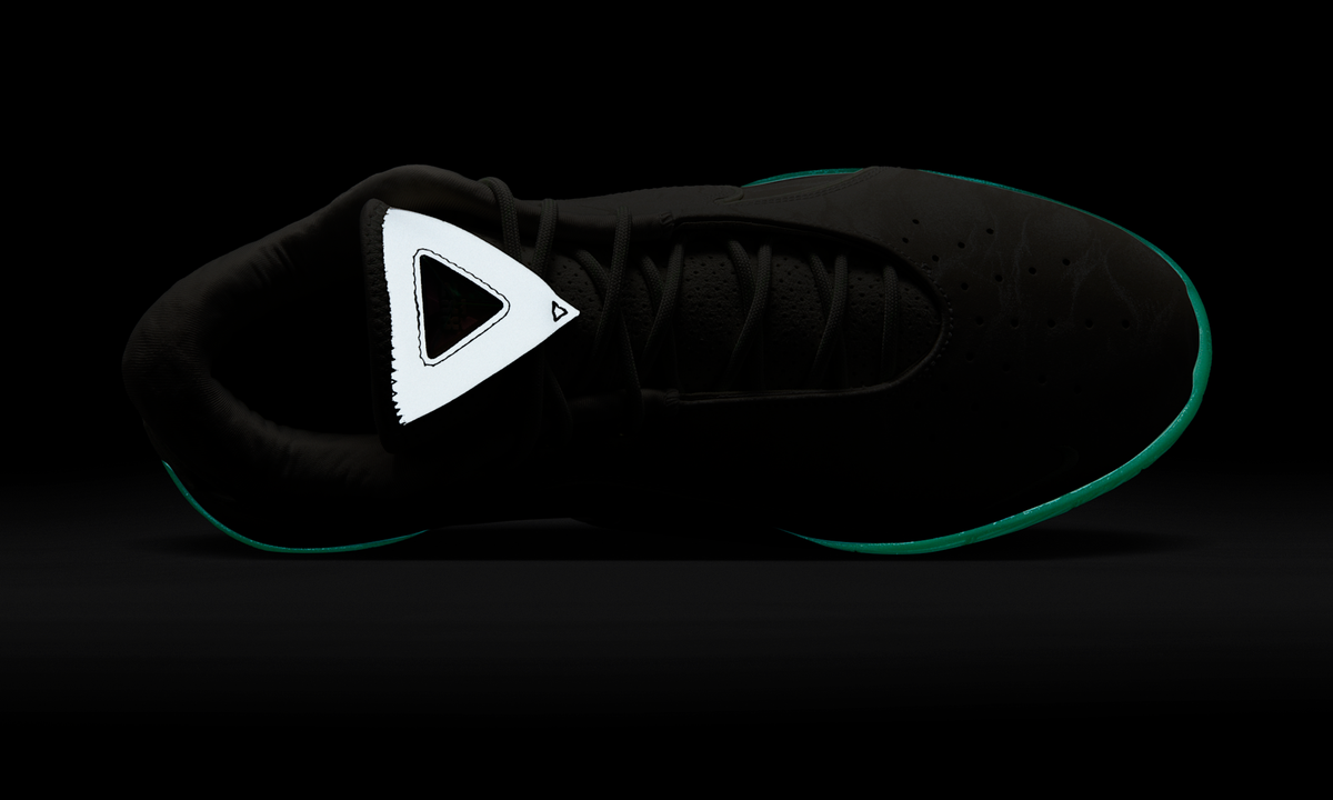 Overkicks - Nike LeBron 22 Dunkman (Translucent Outsole) (FZ1094-002) - detalle