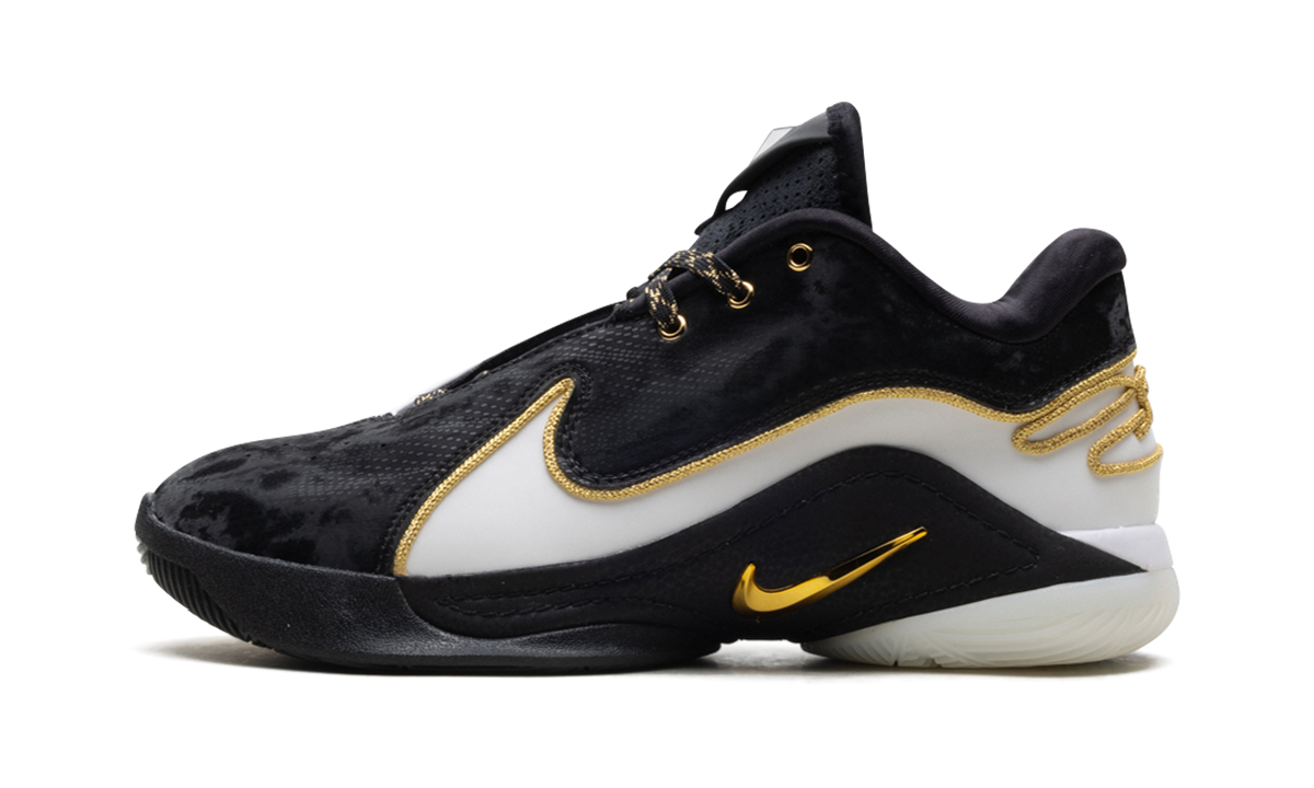 Overkicks - Nike LeBron 22 Mogul (HV8454-100/HV8453-100) - vista lateral