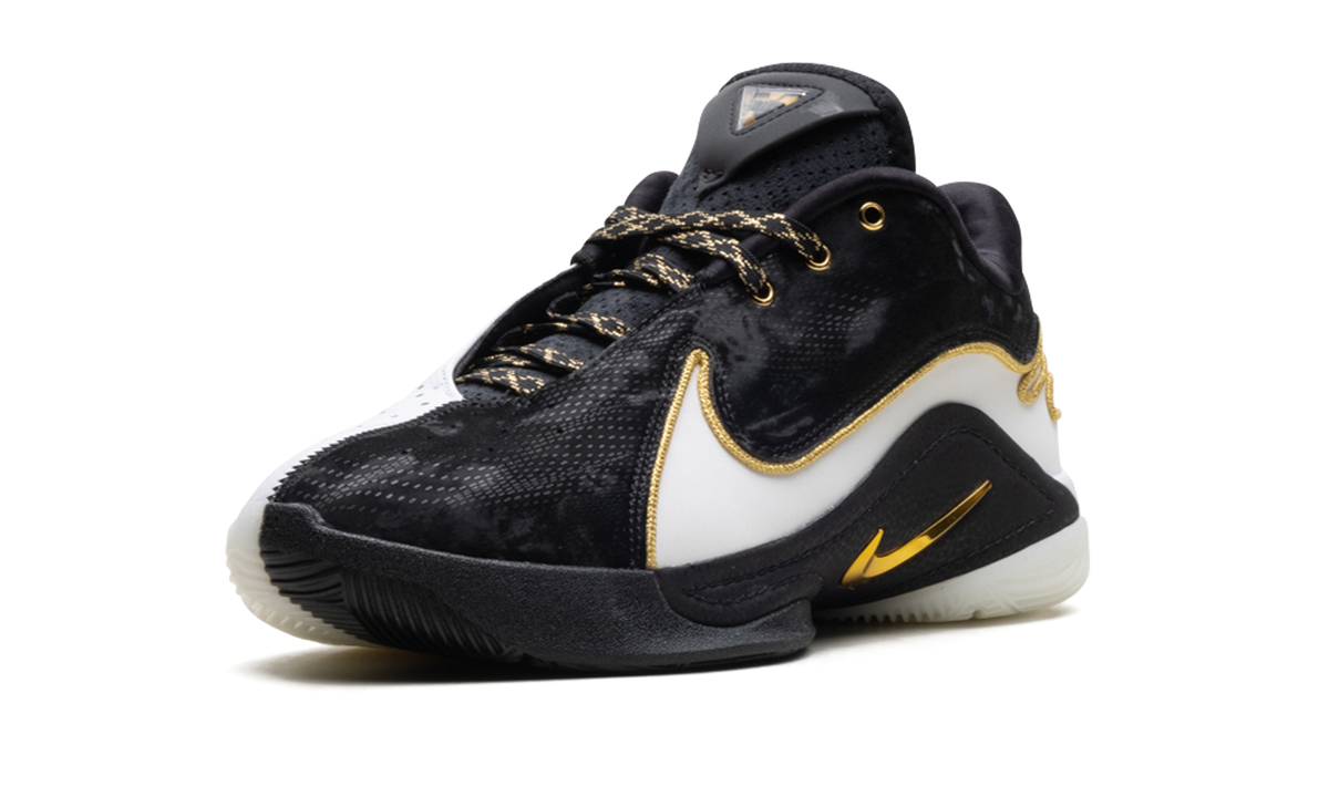 Overkicks - Nike LeBron 22 Mogul (HV8454-100/HV8453-100) - detalle suela