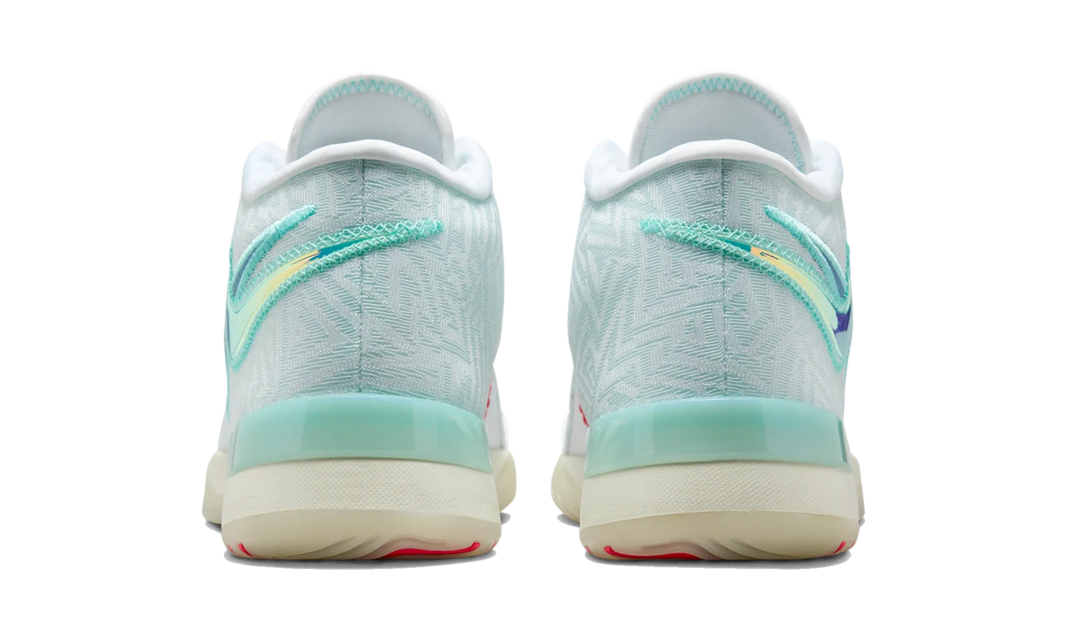 Overkicks - Nike LeBron NXXT Genisus White Aurora Green Siren Red Aegean Storm (HF0712-101) - detalle talon