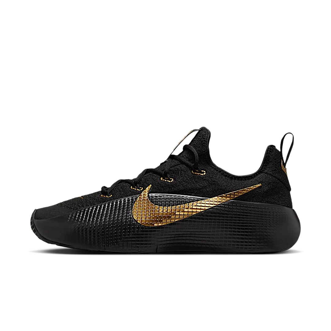 Overkicks - Nike LeBron TR 1 Black Metallic Gold (FJ6151-004) - vista lateral