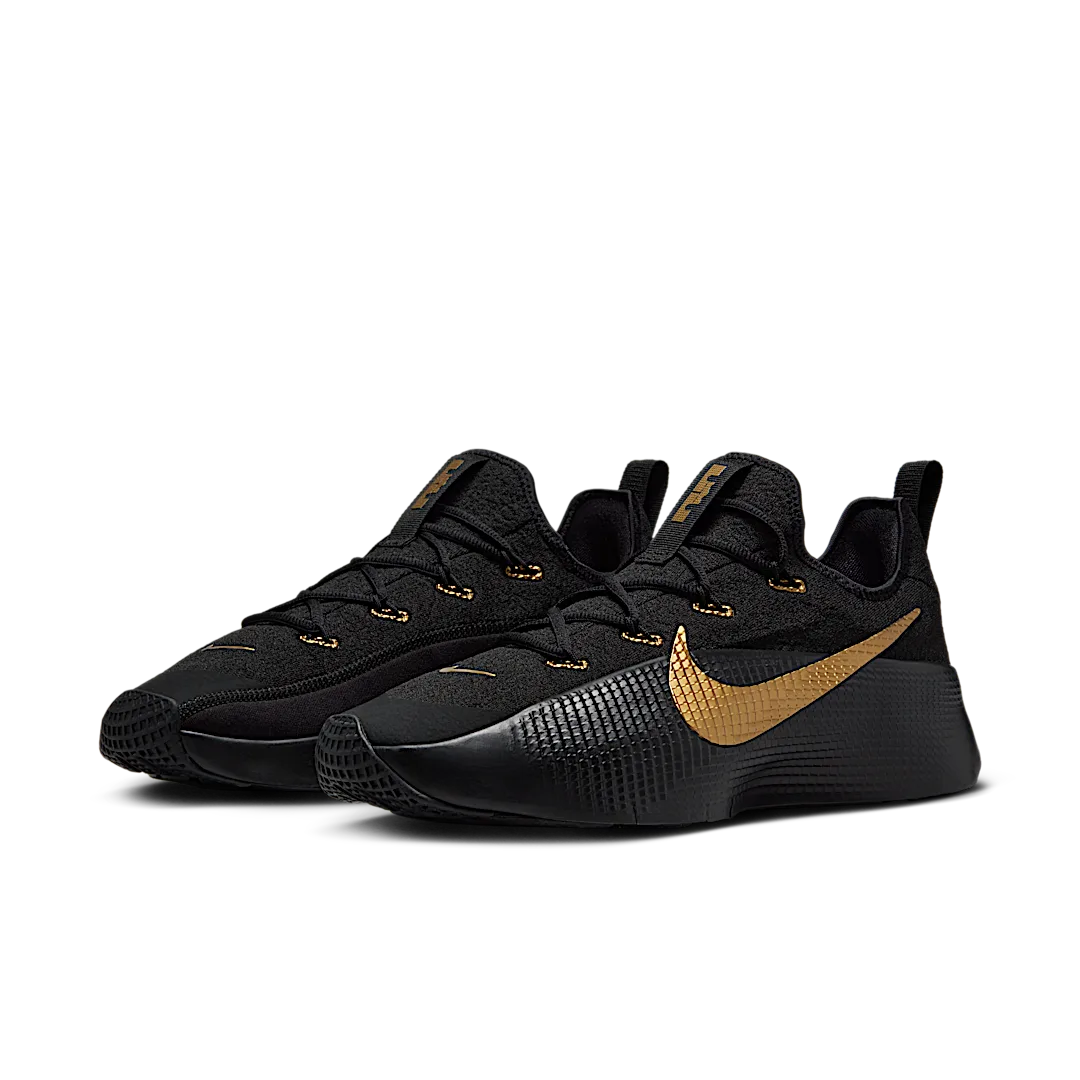 Overkicks - Nike LeBron TR 1 Black Metallic Gold (FJ6151-004) - vista trasera