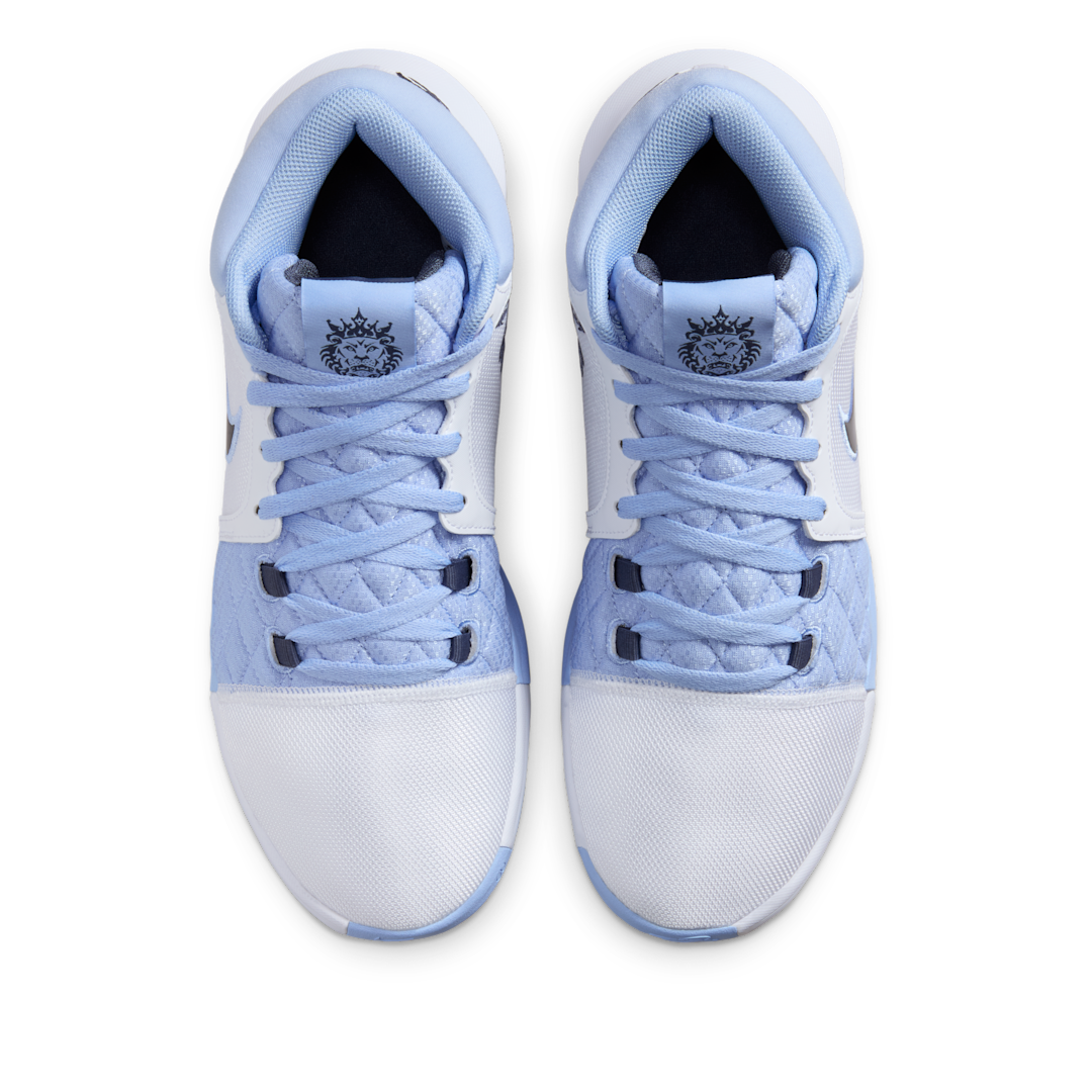 Overkicks - Nike LeBron Witness 8 UNC (HQ2139-100) - detalle suela