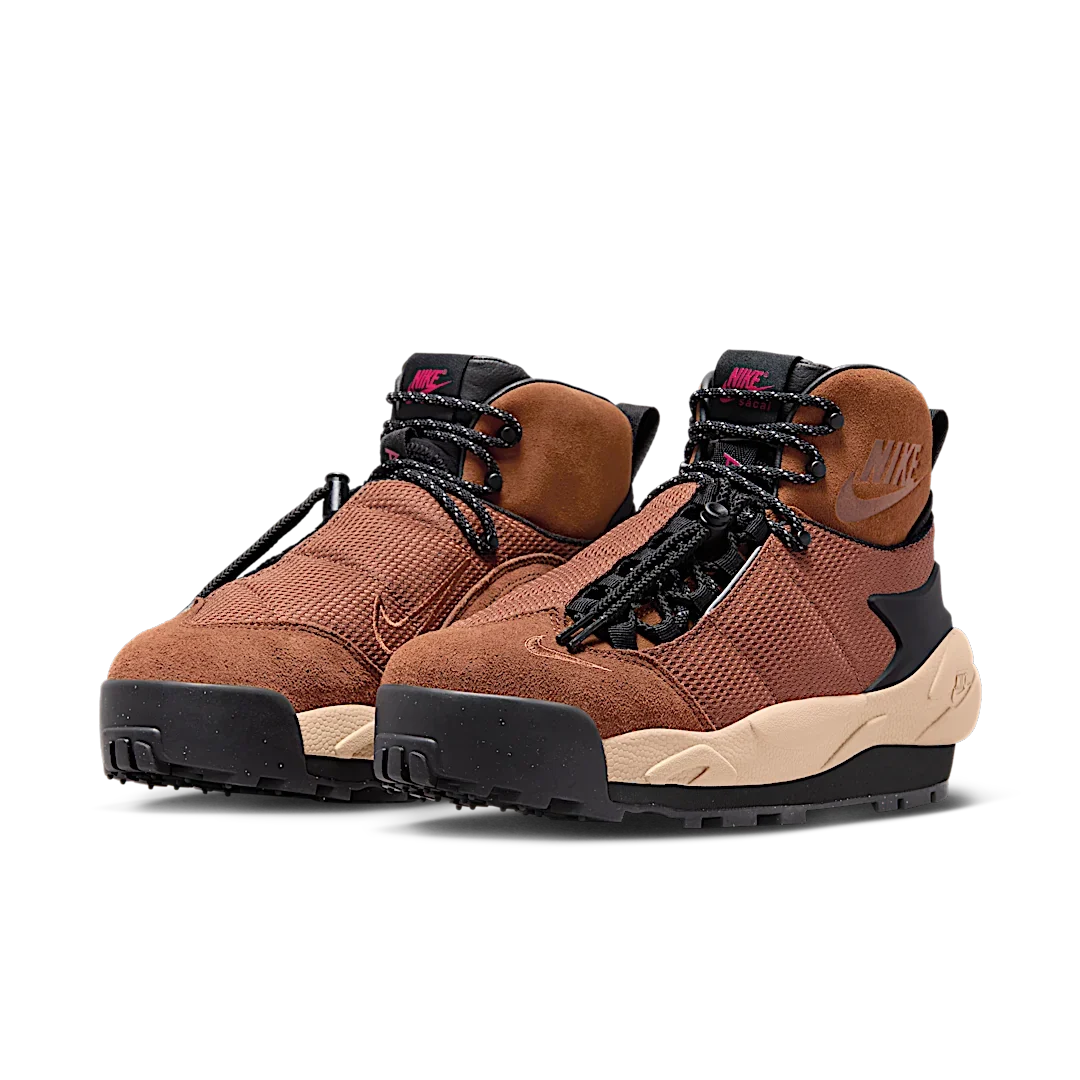 Overkicks - Nike Magmascape SP sacai Light British Tan (FN0563-200) - vista trasera