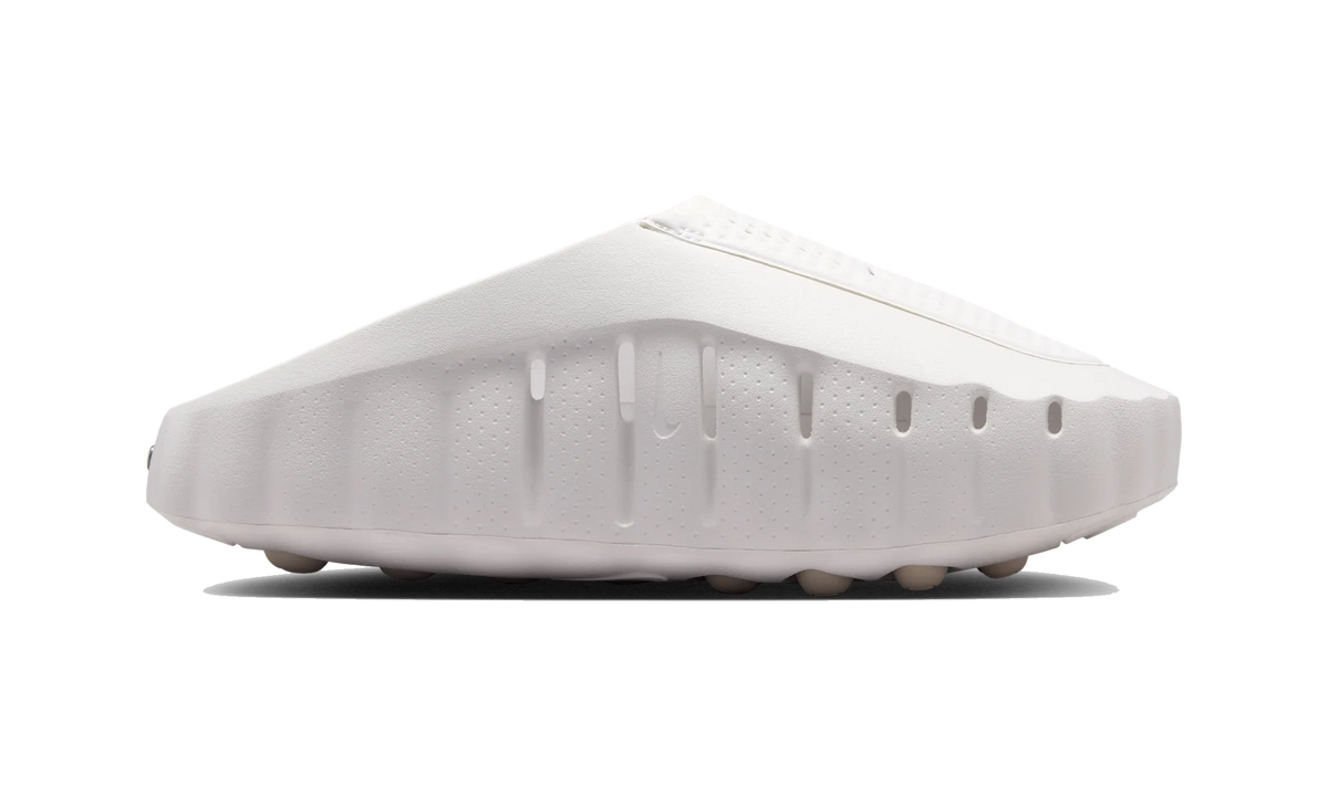 Overkicks - Nike Mind 001 Slide Summit White (Womens) (HQ4309-101) - vista superior