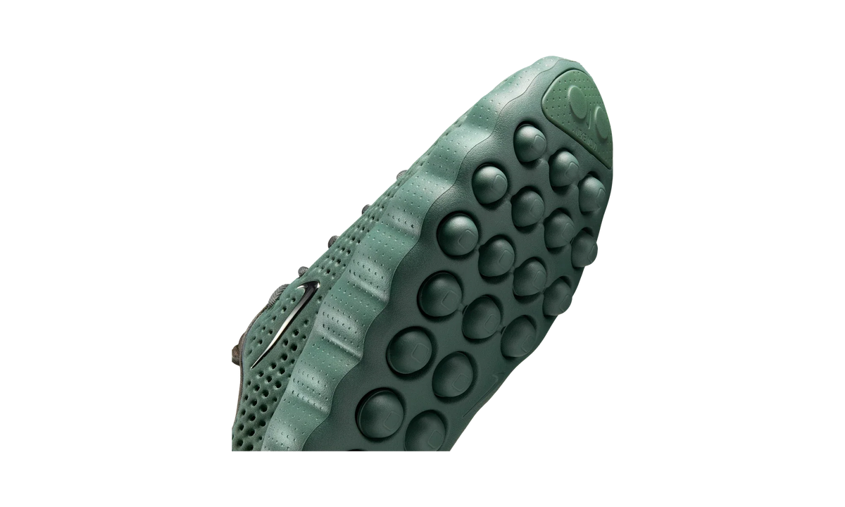 Overkicks - Nike Mind 002 Camo Green (HQ4308-300) - detalle