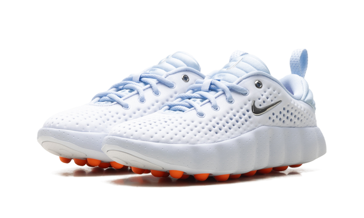 Overkicks - Nike Mind 002 Football Grey (Womens) (HQ4310-002) - vista trasera